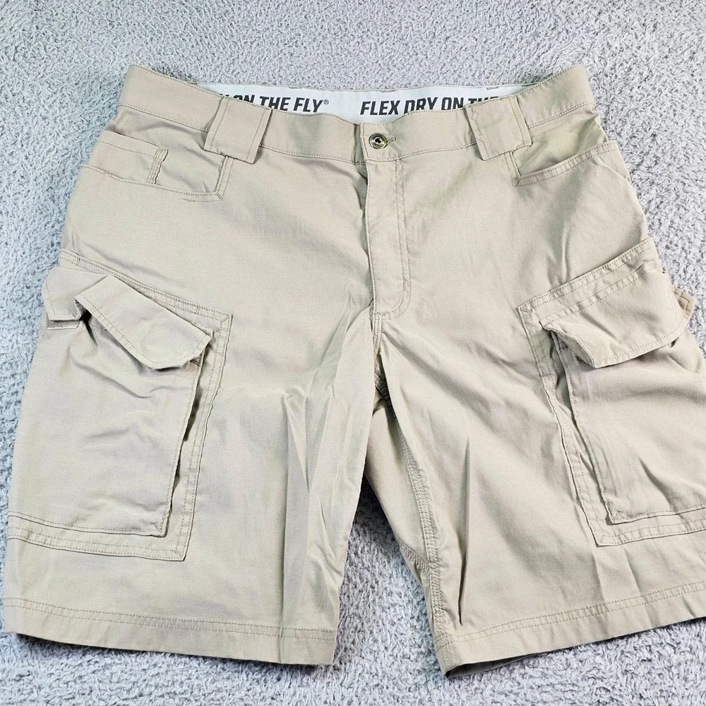 Duluth Trading Co Cargo Shorts Mens 38 Beige Nylon  Outdoor Dry On The Fly